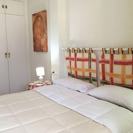 Spacious Apartment With Sea View Terrace In Calafell Exterior foto